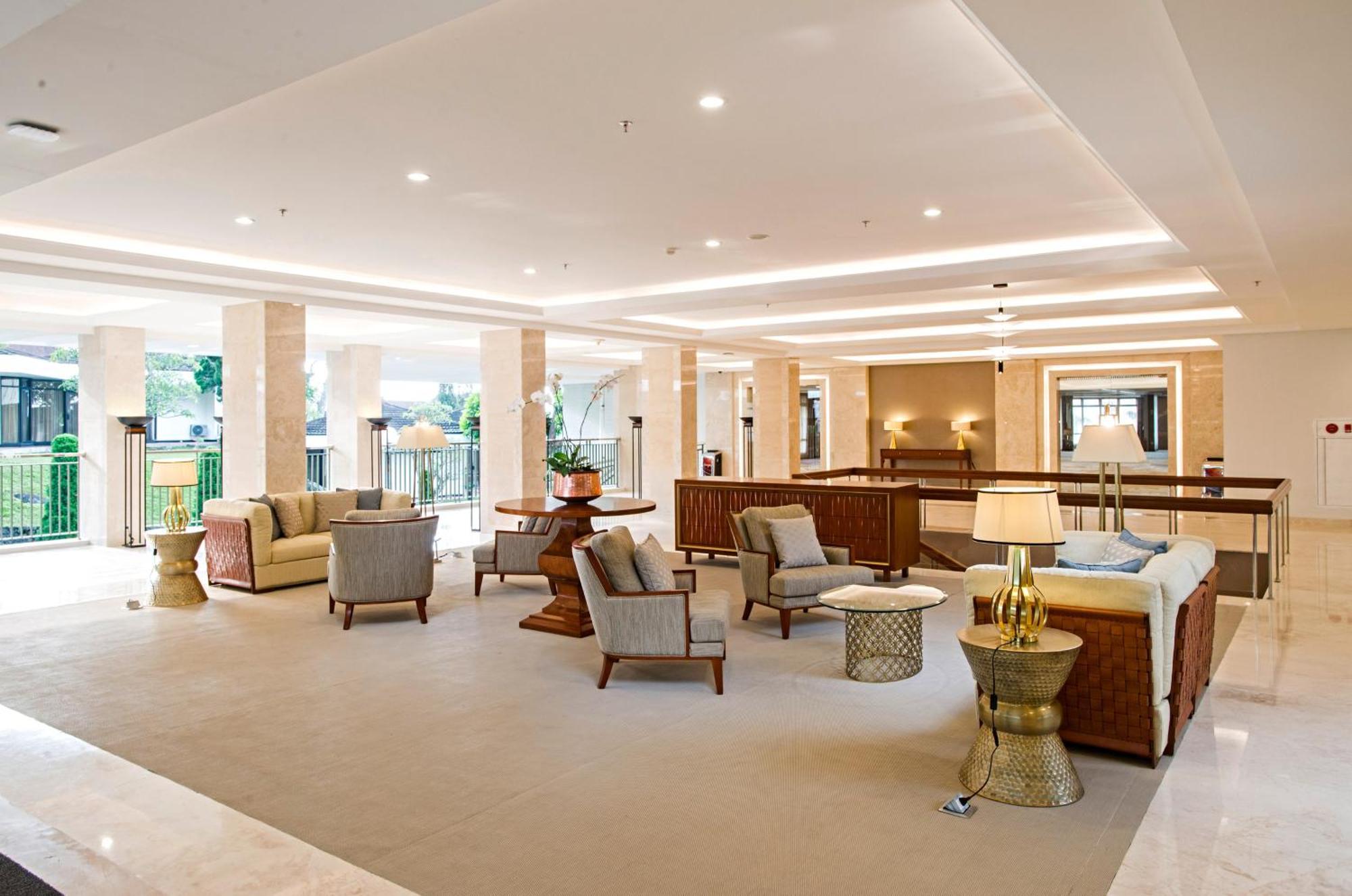 Surya Hotel & Cottages Prigen Zewnętrze zdjęcie